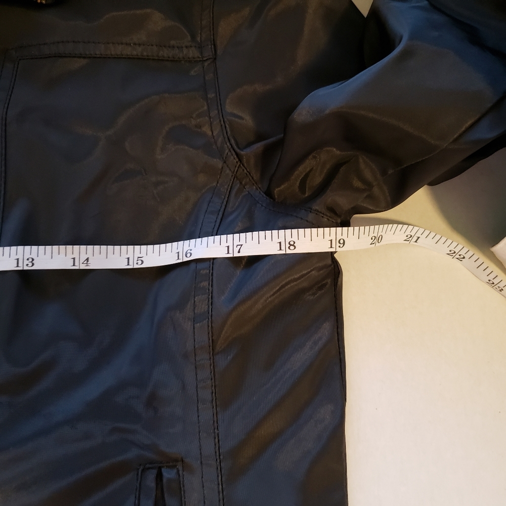 Axara Women's Jacket - Picture 9 of 10